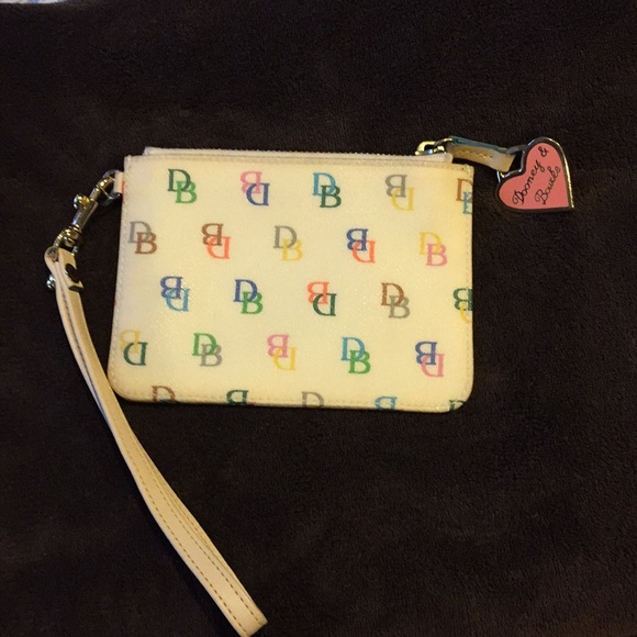 Dooney & Bourke - Picture 1 of 6